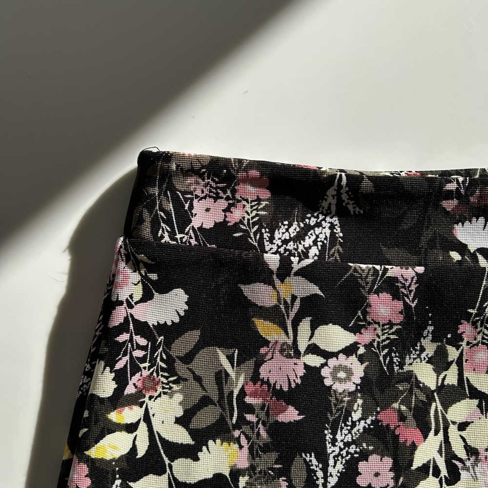 Floral printed skirt